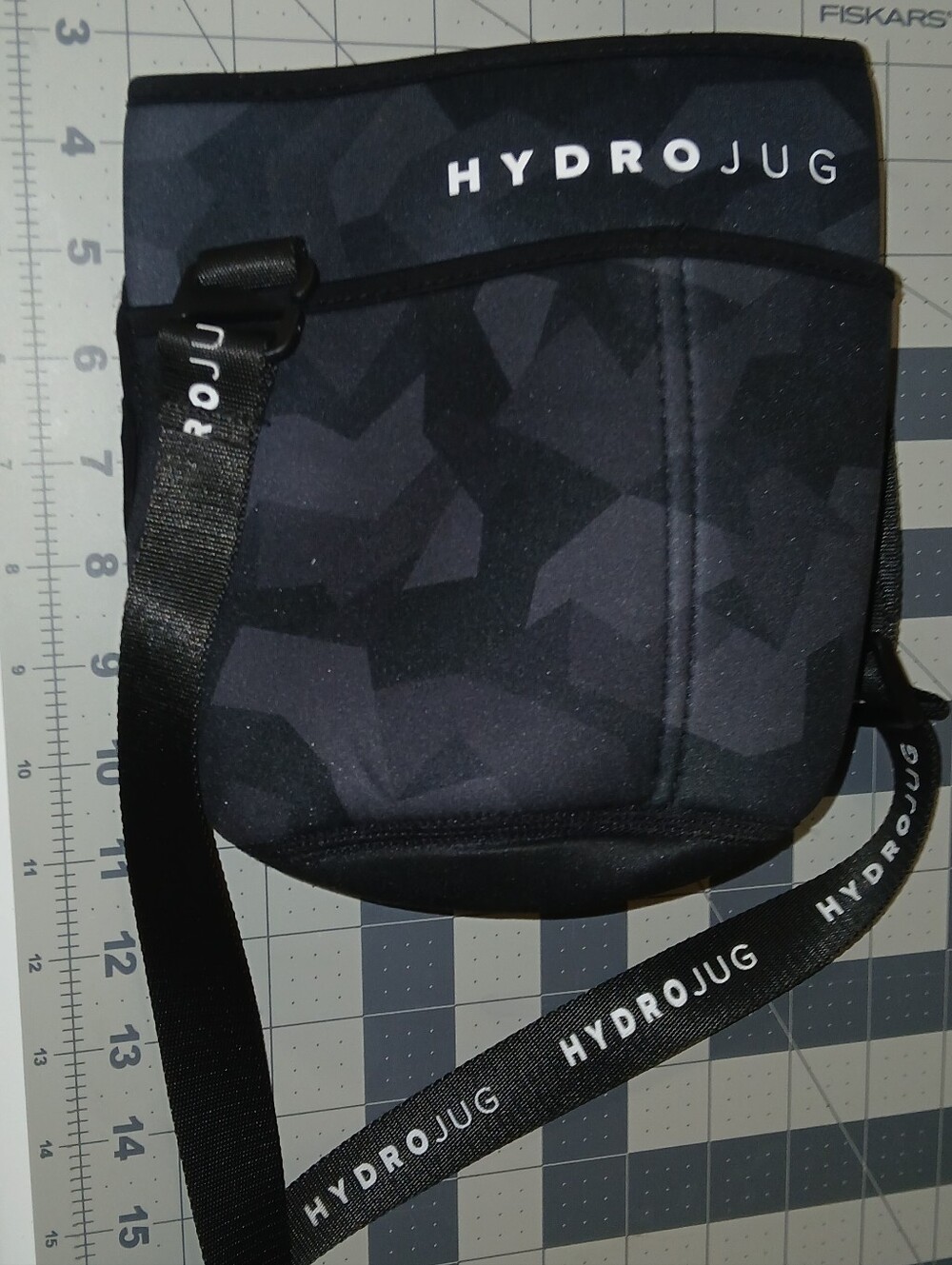 HYDROJUG Black Camouflage Carrier